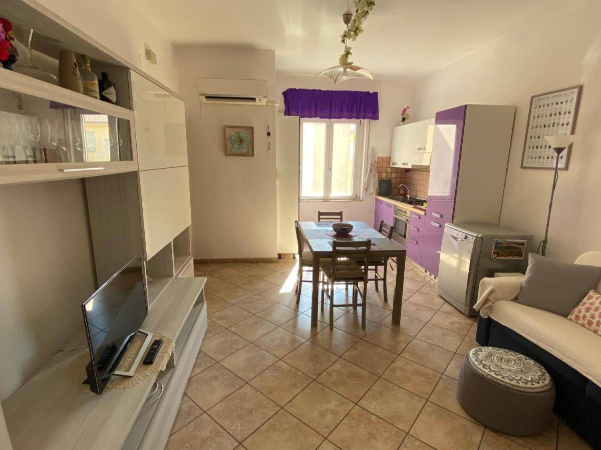 Lovely Sardinia Apartment Porto Torres Exterior photo